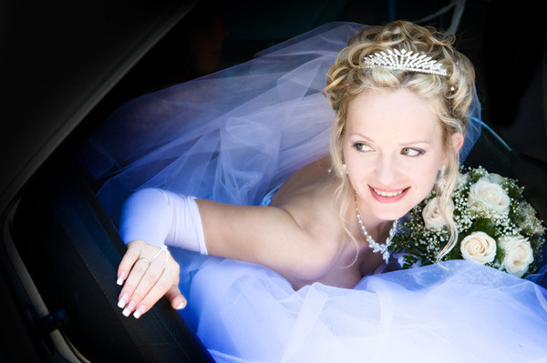 photo of the bride for the wedding album