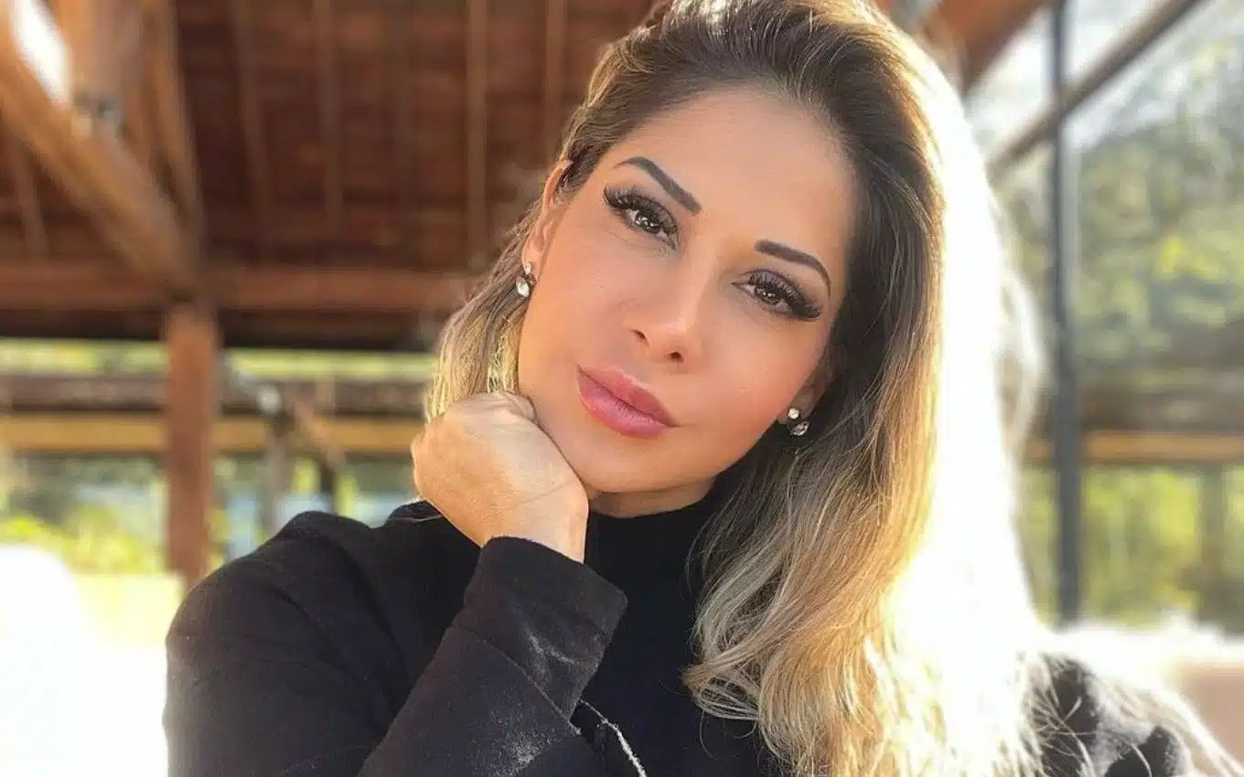 Maíra Cardi: conheça a vida e carreira da musa fitness