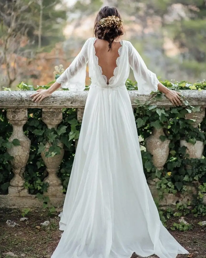 Simple wedding dress - What they look like + models for inspiration