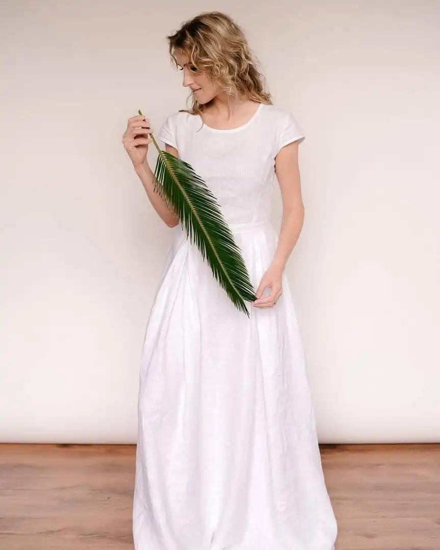 Simple wedding dress - What they look like + models for inspiration