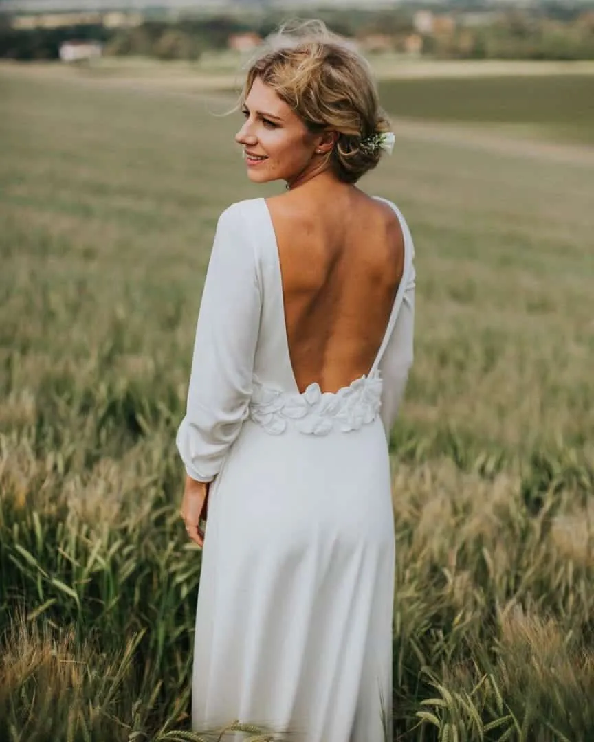 Simple wedding dress - What they look like + models for inspiration