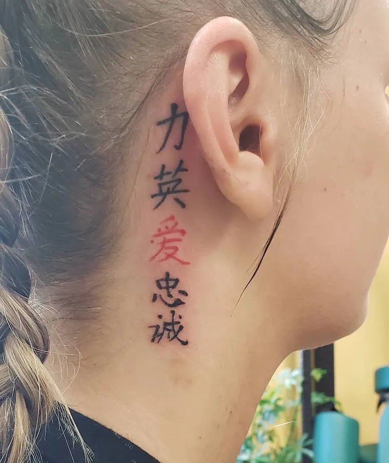 Tatuagem no pescoço - Tipos mais comuns e inspirações