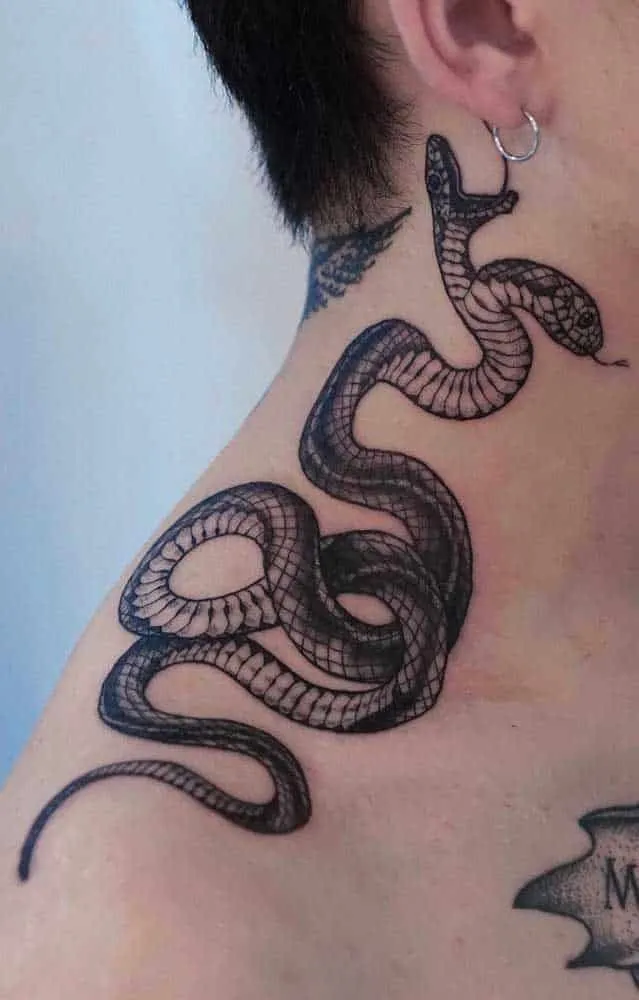 Tatuagem no pescoço - Tipos mais comuns e inspirações