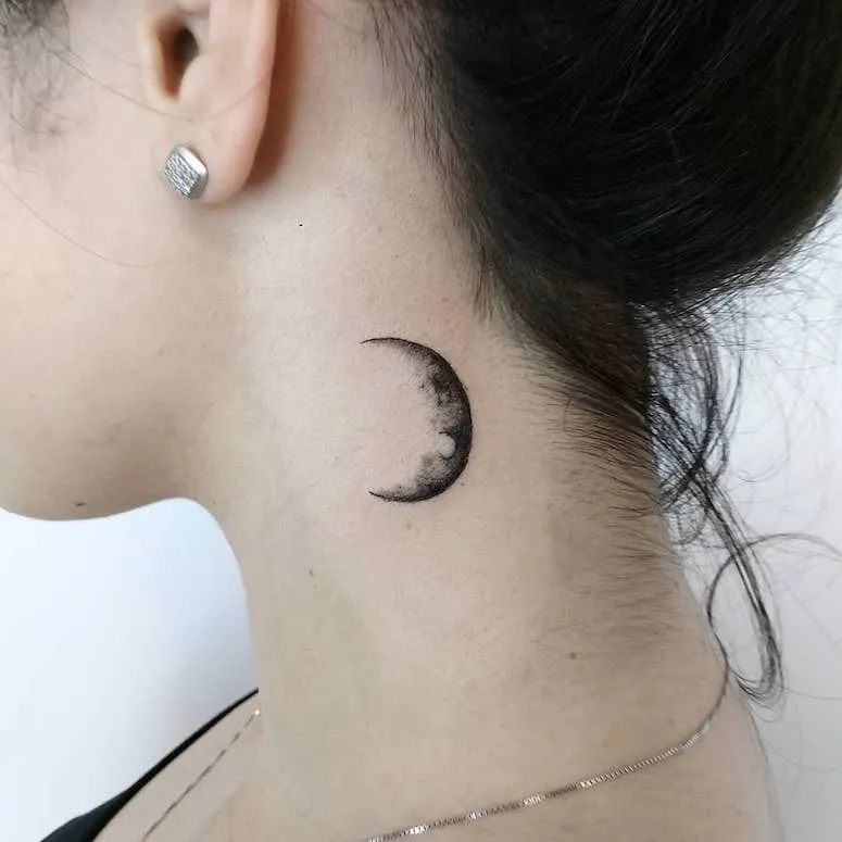 Tatuagem no pescoço - Tipos mais comuns e inspirações