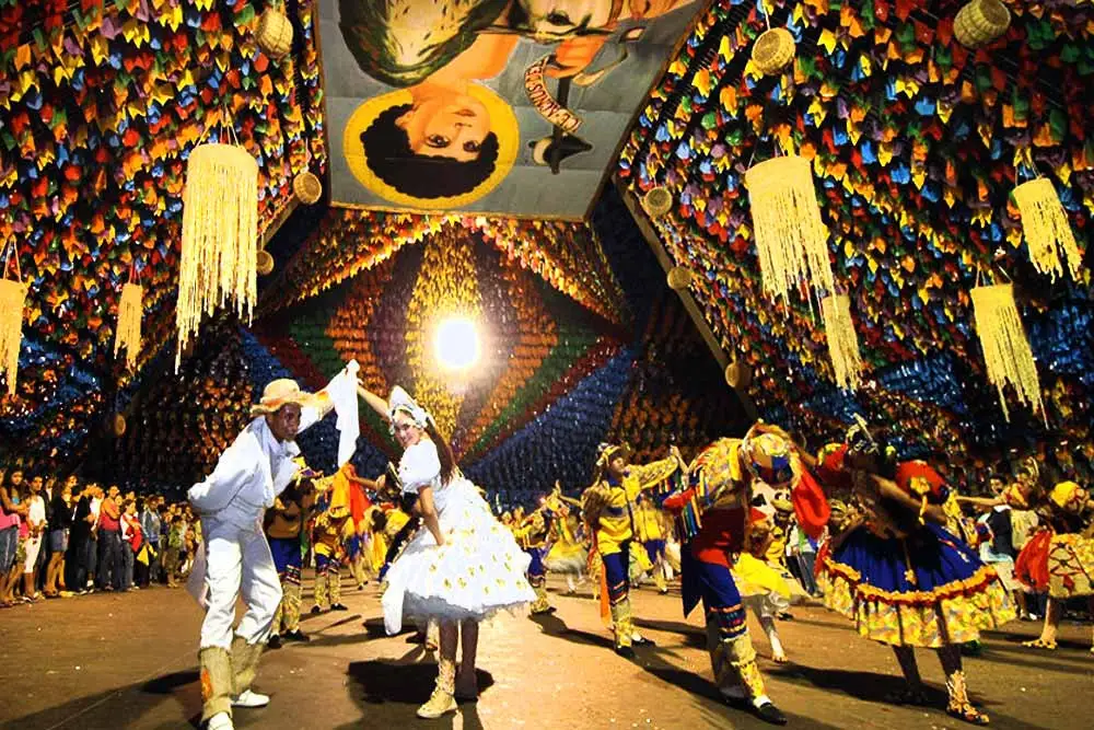 Mais de 20 modelos de vestido de festa junina para você. Confira agora