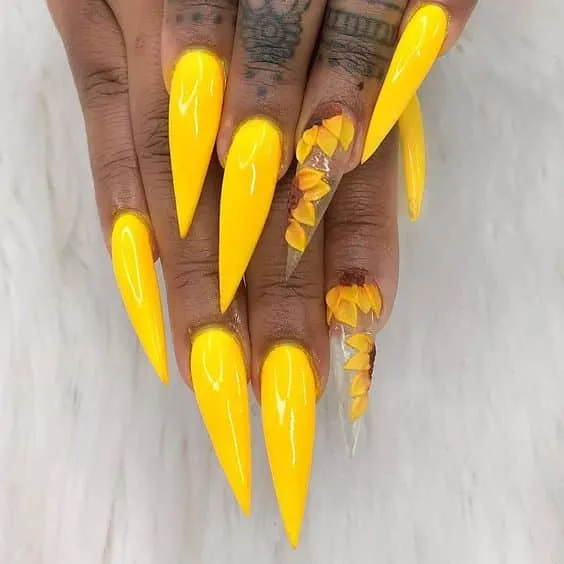 Esmalte amarelo - A cor tendência para quem deseja sair do óbvio e inovar