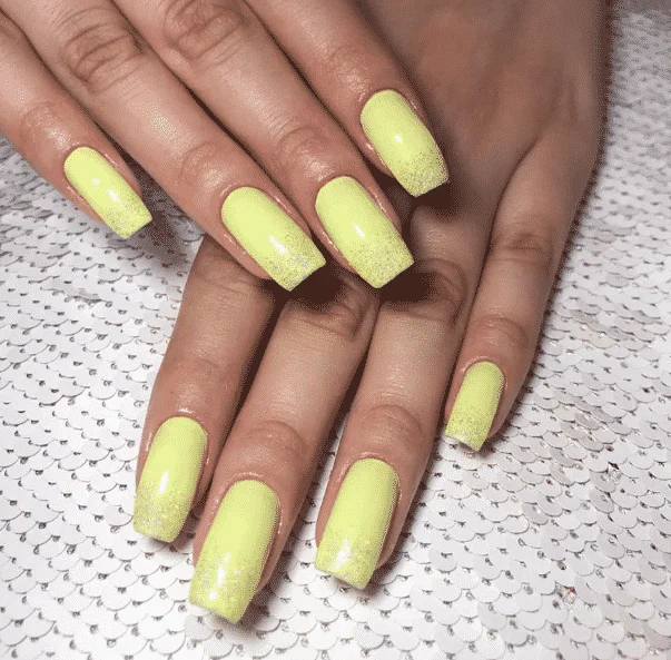 Esmalte amarelo - Nova tendência para quem deseja sair do óbvio e inovar