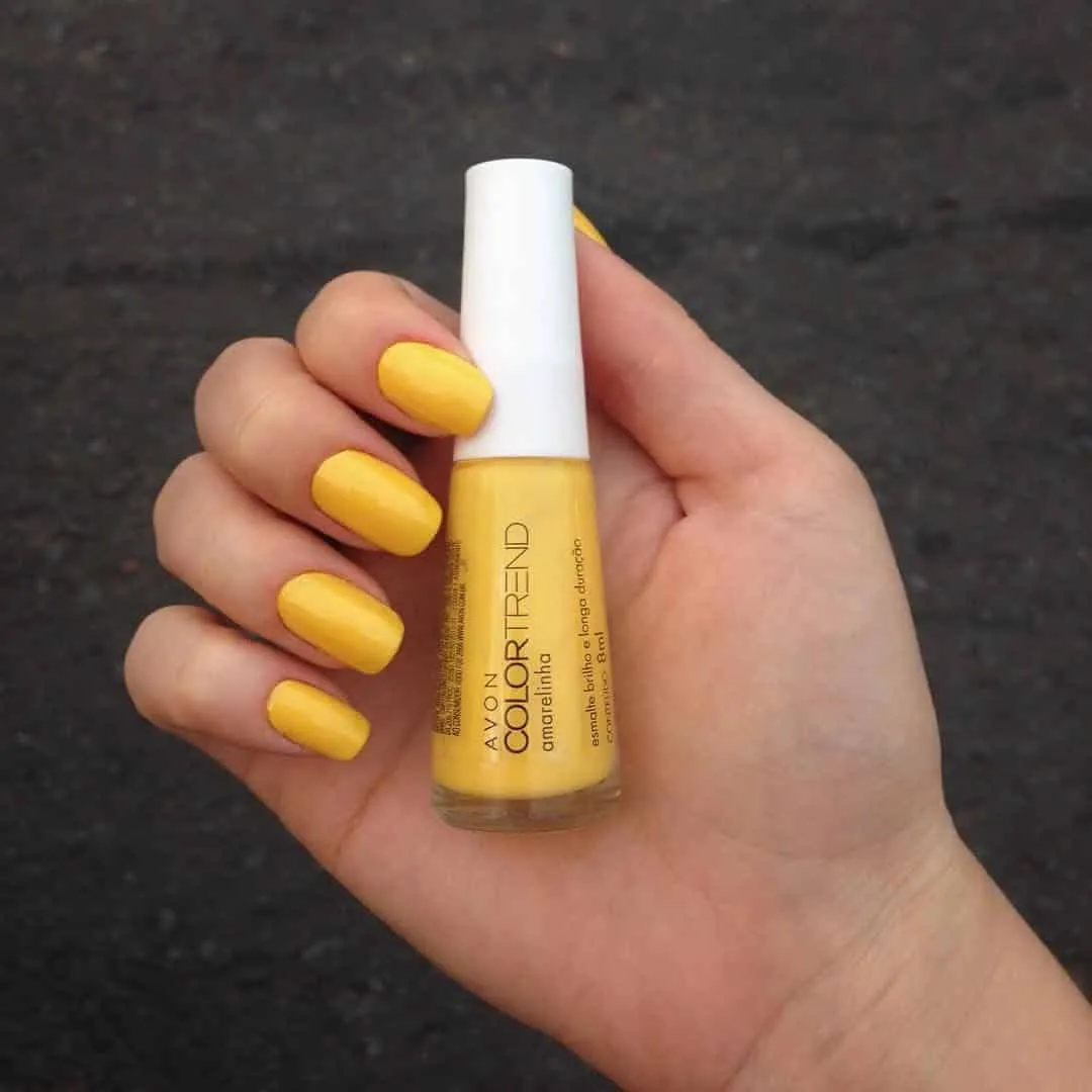 Esmalte amarelo - A cor tendência para quem deseja sair do óbvio e inovar