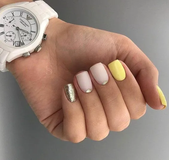 Esmalte amarelo - A cor tendência para quem deseja sair do óbvio e inovar