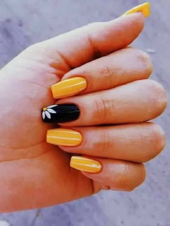 Esmalte amarelo - A cor tendência para quem deseja sair do óbvio e inovar