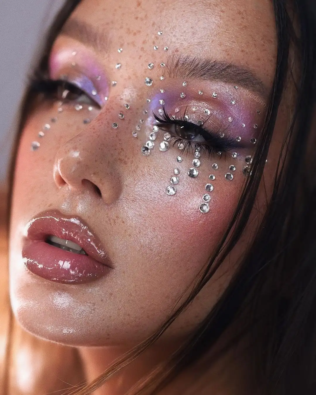 Euphoria Makeup : des idées de maquillage inspirées de la série à succès