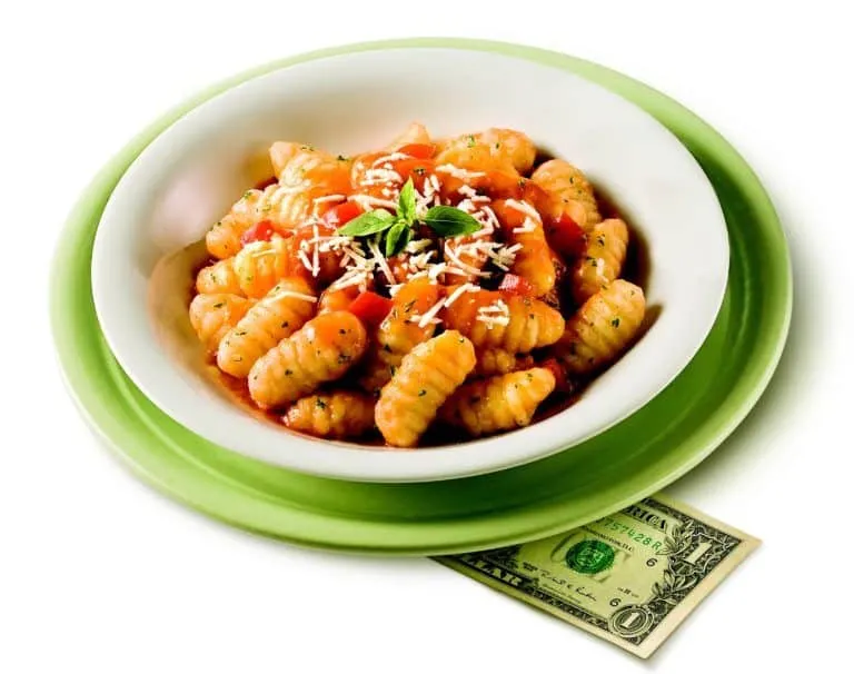 Fortune gnocchi — History, recipes and lucky ritual to attract money