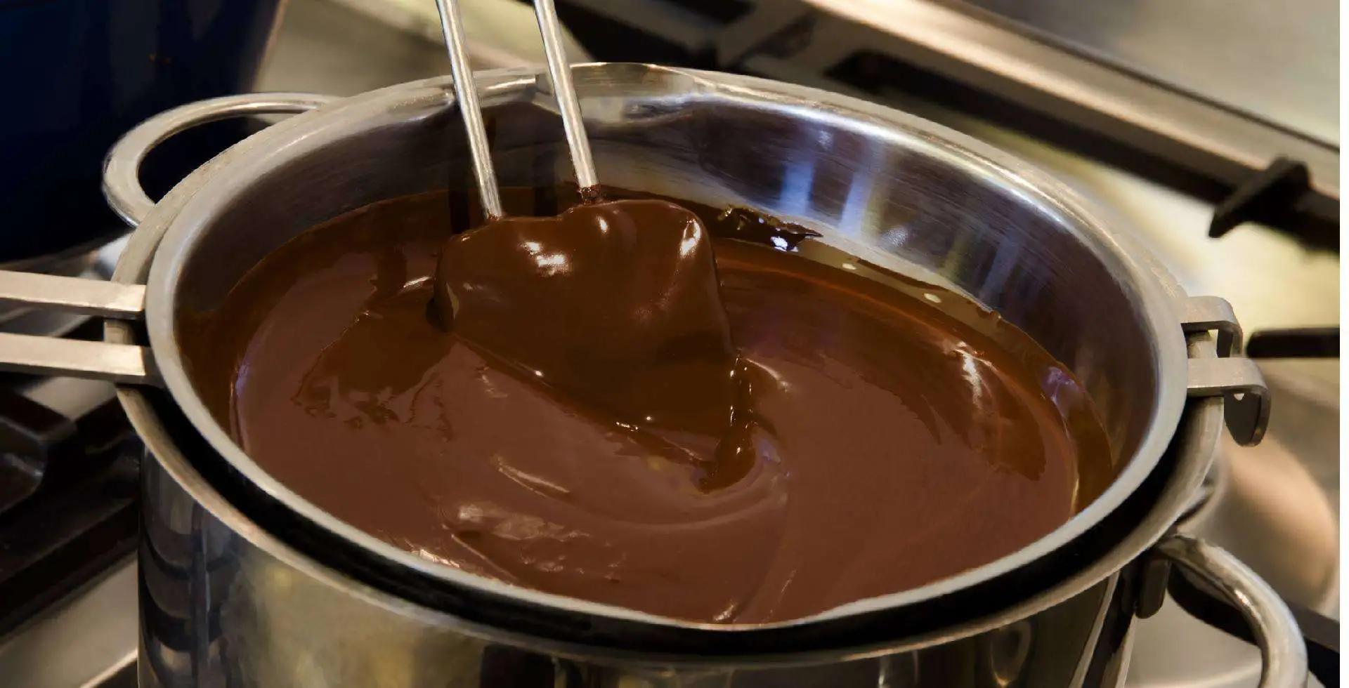 Chocolate melting in a bain-marie