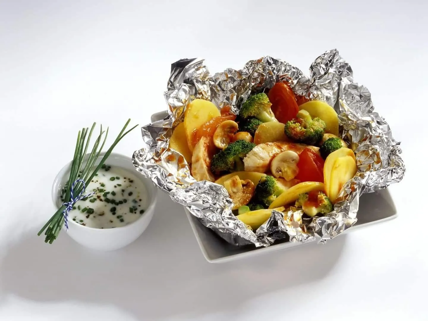 Aluminum foil - learn how to use, discard and create alternative uses