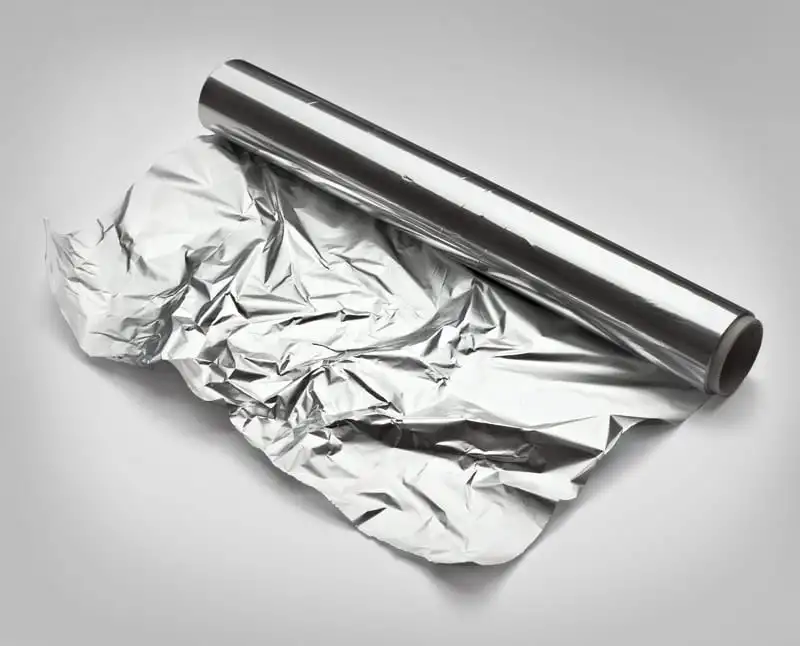 Aluminum foil - learn how to use, discard and create alternative uses