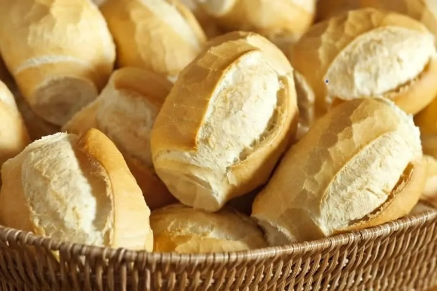 French bread - what is its origin, where does this name come from and how to make it?