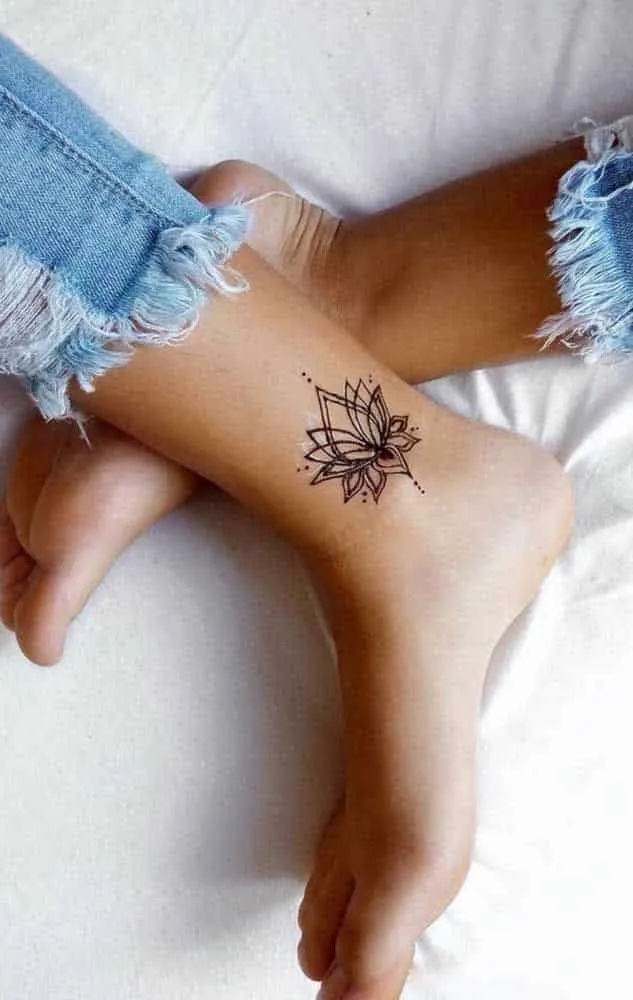 delicate henna tattoo - Ancient Art