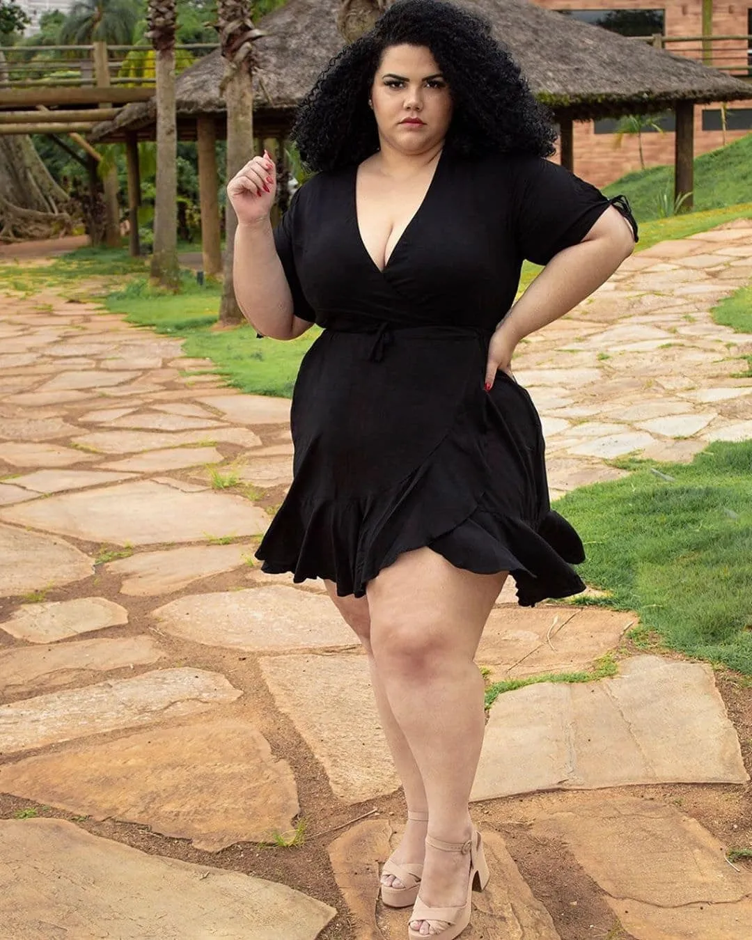 Modelos plus size brasileiras: 105 modelos e ativistas de sucesso