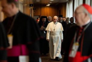 Catholiques féministes : le combat pour une Église pro-avortement et LGBT+