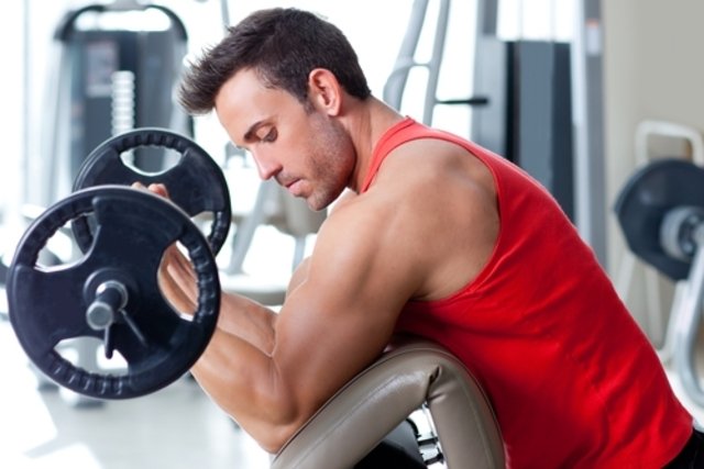 11 Tips for Gaining Muscle Mass (faster)