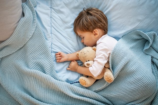 11 tips to help your child fall asleep faster