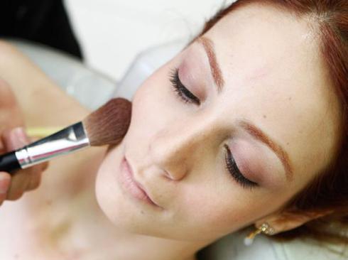 blush in makeup for redheads