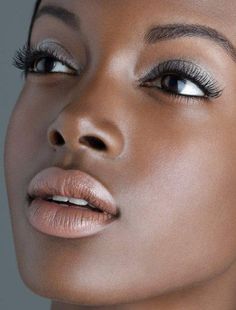 eye details in makeup for black women