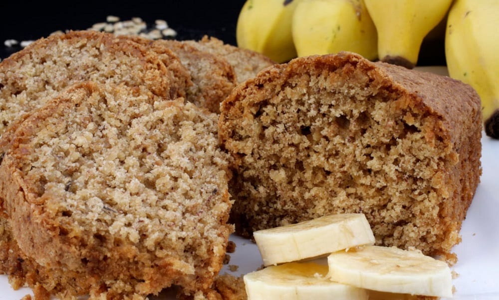 Learn how to make banana cake, without flour or sugar