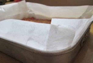 7 Alternative Uses for Parchment Paper That Are Awesome