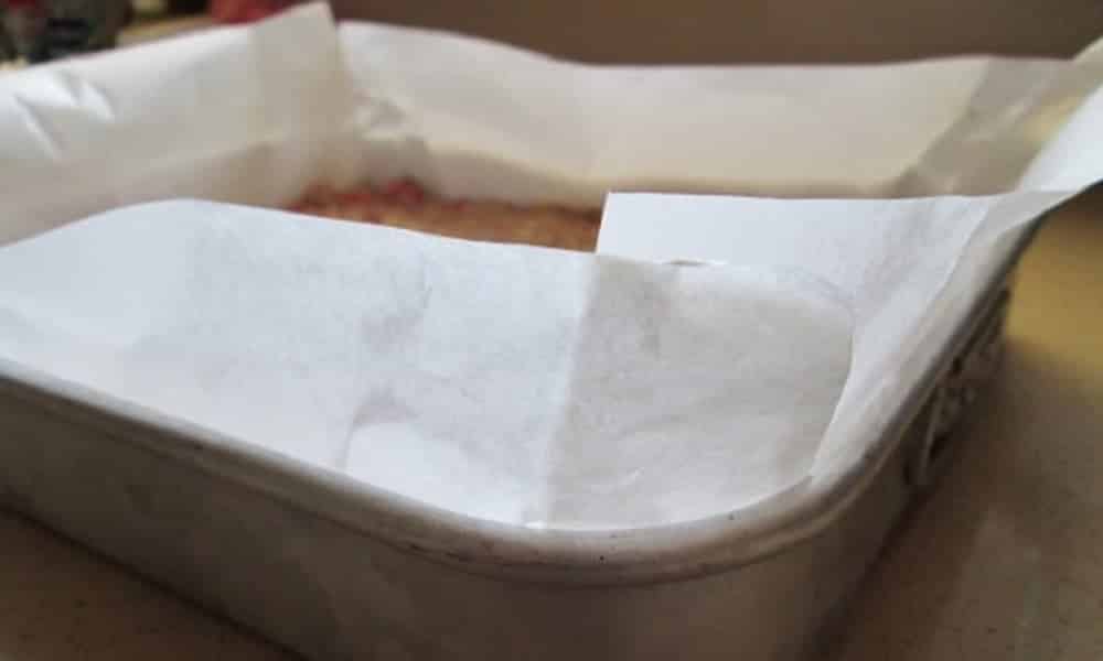 7 Alternative Uses for Parchment Paper That Are Awesome