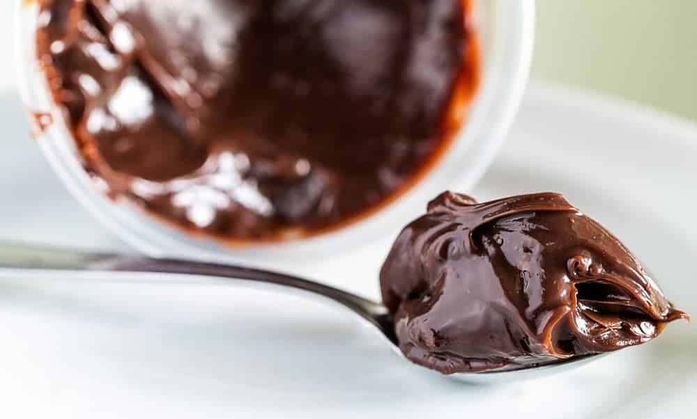 Learn how to make vegan brigadeiro using sweet potatoes