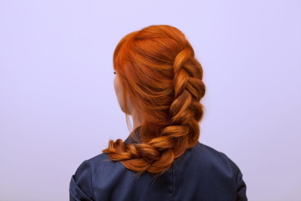 Built-in braid - learn how to do it and follow a list of inspirations