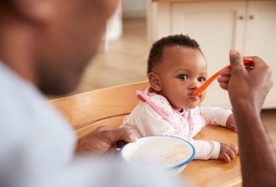 Baby food at 8 months (with menu)