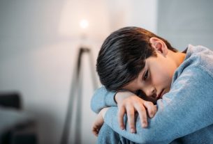 Childhood anxiety: symptoms and how to help your child control it