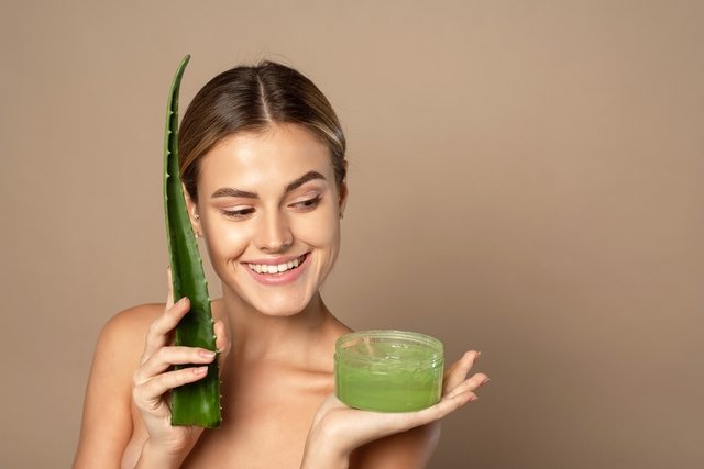 Aloe vera on the face: 6 benefits and how to use