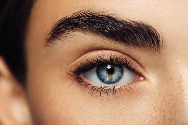 Eyebrows- 10 habits for you to adopt in your daily life