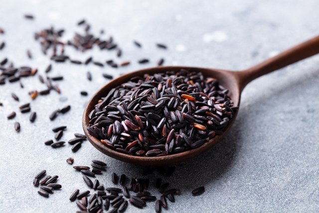 Wild rice: benefits and how to prepare (with recipes)