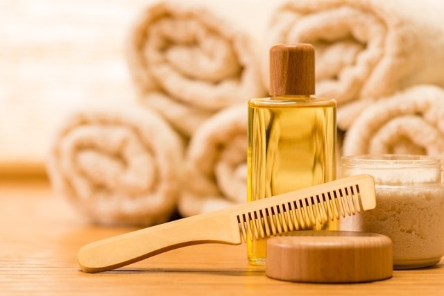 How to use castor oil on hair and skin