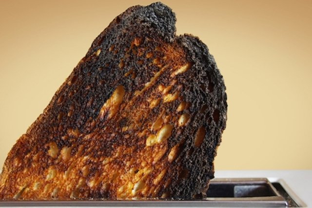 Understand why eating burnt food is bad