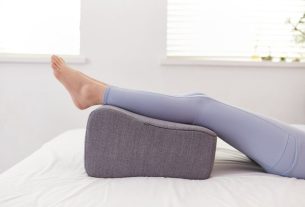 6 tips to reduce leg swelling (and exercises)