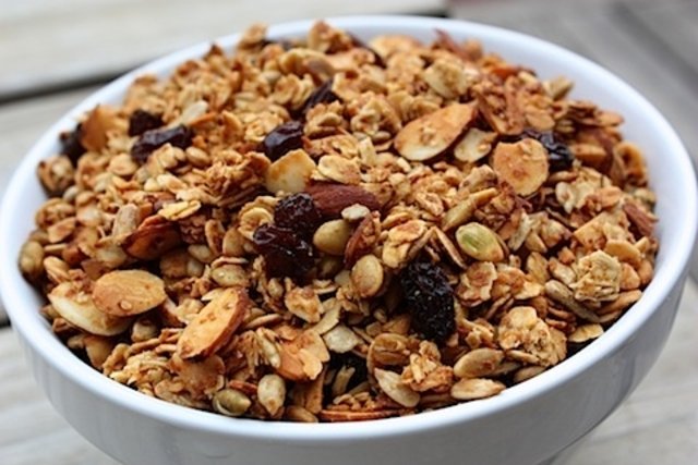 Does granola make you fat or lose weight?  See how to consume