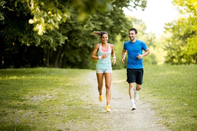 Does running lose weight?  See how to do running training