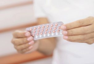 Does taking contraceptives during pregnancy cause miscarriage?