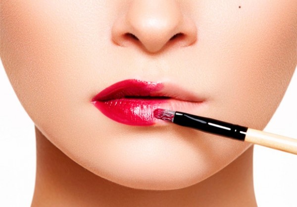 How to make lipstick last longer