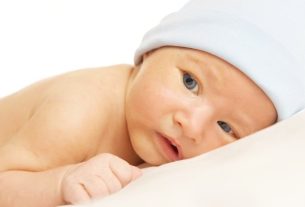 Neonatal jaundice: what it is, causes and treatment