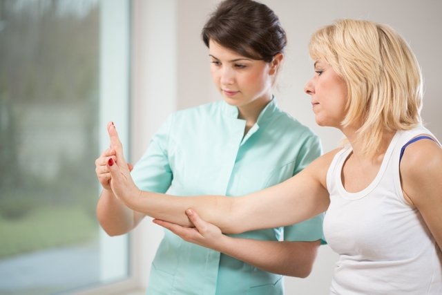 Wrist tendonitis: what it is, symptoms, causes and treatment