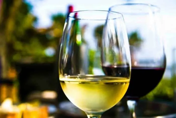 ¡10 usos del vino de formas inusuales que te sorprenderán!