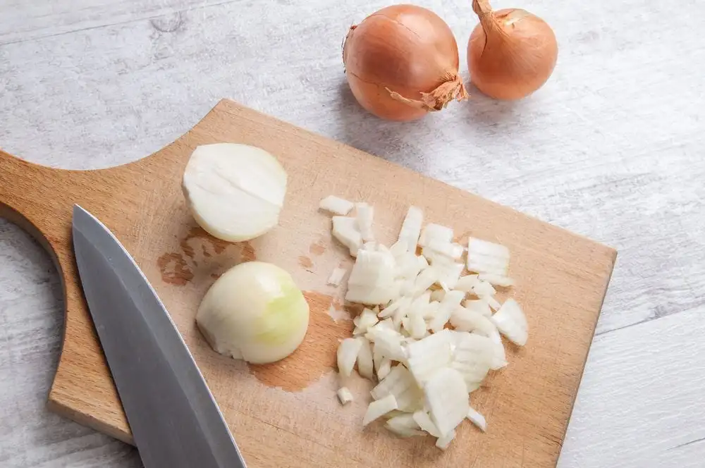 Cómo cortar cebollas de forma práctica, rápida y sencilla