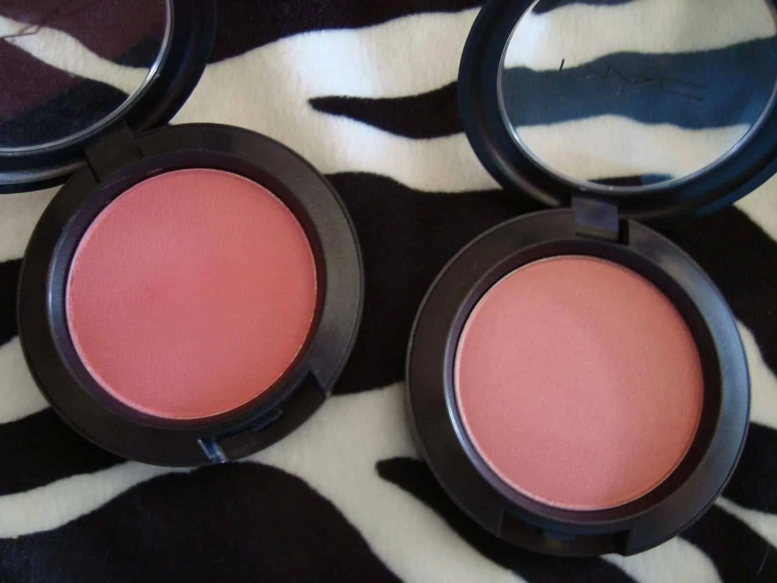 MAC Gingerly Powder Blush