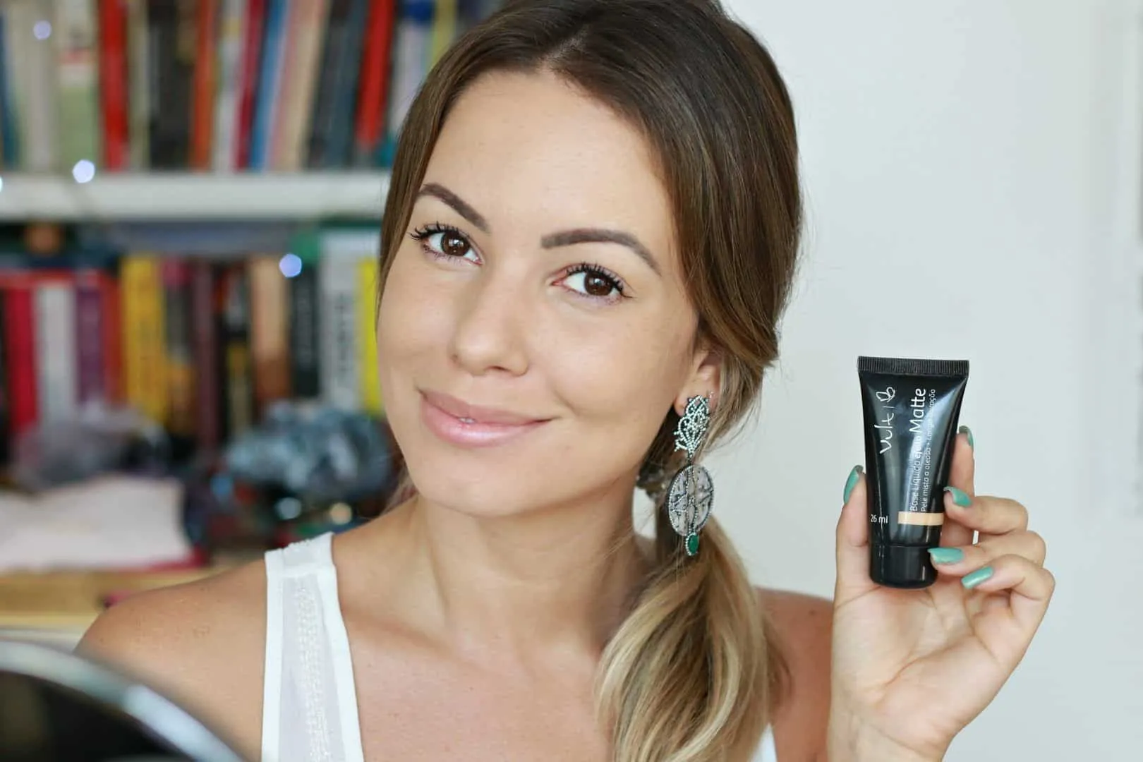 Foundation for oily skin - How to choose the right one + best on the market